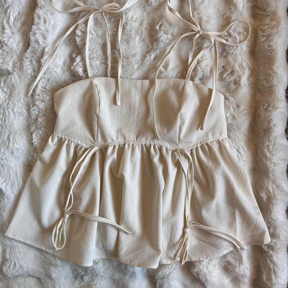 SHEIN White/Cream Peplum Tank Top – Flirty Spring Summer Staple